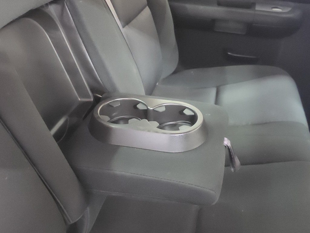 Chevrolet Silverado 1500 Vehicle Full-screen Gallery Image 12