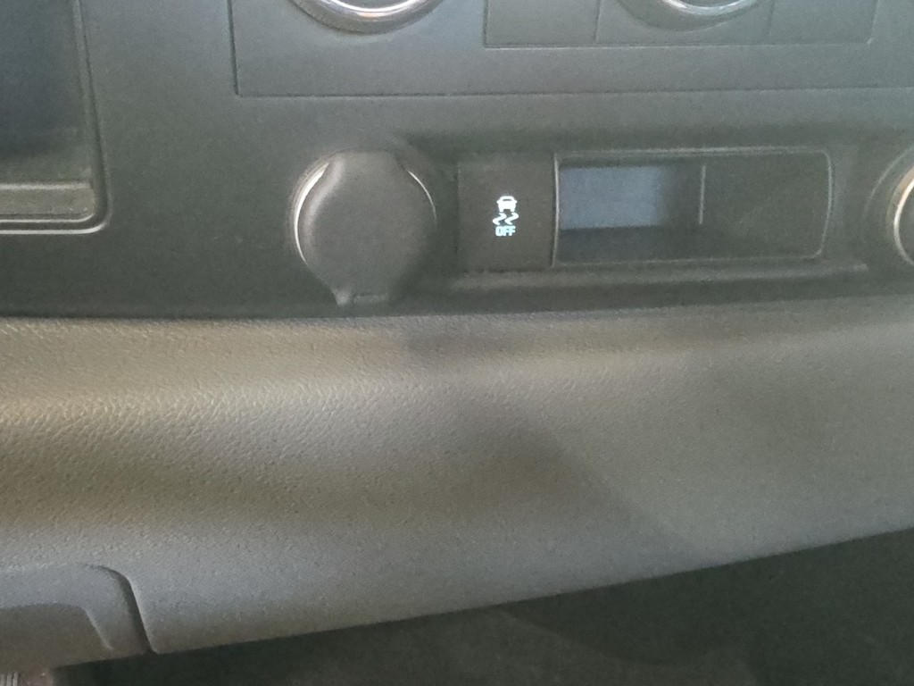 Chevrolet Silverado 1500 Vehicle Full-screen Gallery Image 28