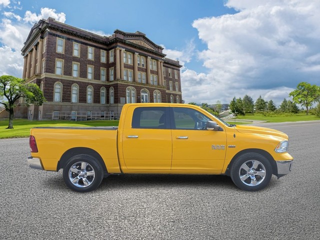 Ram 1500 Vehicle Full-screen Gallery Image 02