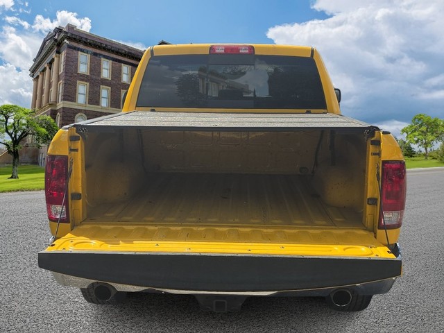 Ram 1500 Vehicle Full-screen Gallery Image 05