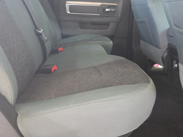 Ram 1500 Vehicle Full-screen Gallery Image 11