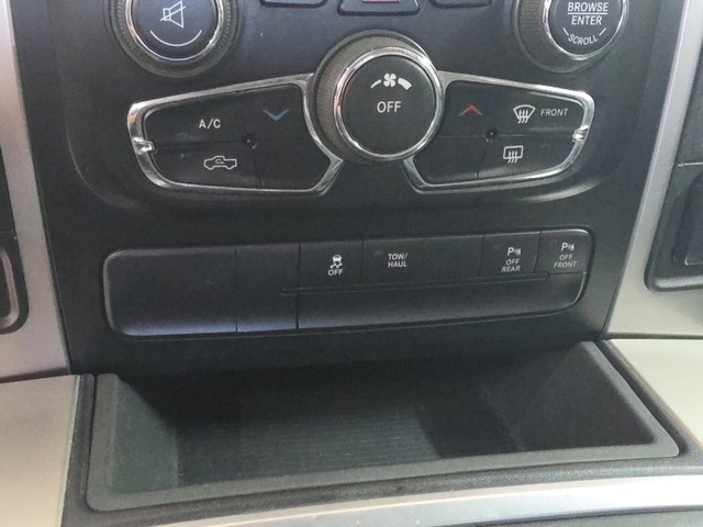 Ram 1500 Vehicle Full-screen Gallery Image 31