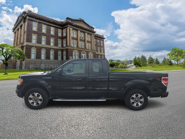 Ford F-150 Vehicle Full-screen Gallery Image 06