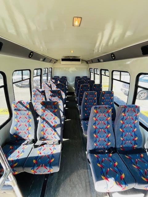 Turtle Top Terra Transit Vehicle Full-screen Gallery Image 10