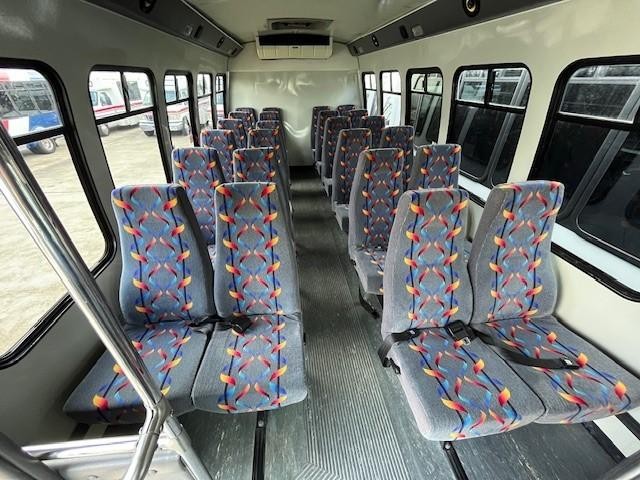 Turtle Top Terra Transit Vehicle Full-screen Gallery Image 12