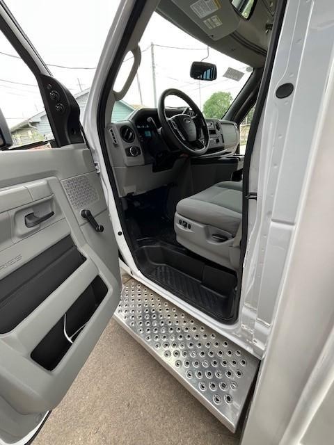 Eldorado, Advantage 250 Vehicle Image 25