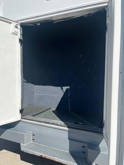 Eldorado Aerotech Vehicle Full-screen Gallery Image 05