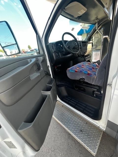 Eldorado Aerotech Vehicle Full-screen Gallery Image 12