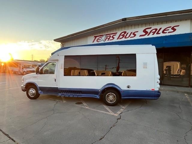 Turtle Top Vanterra Vehicle Image 02