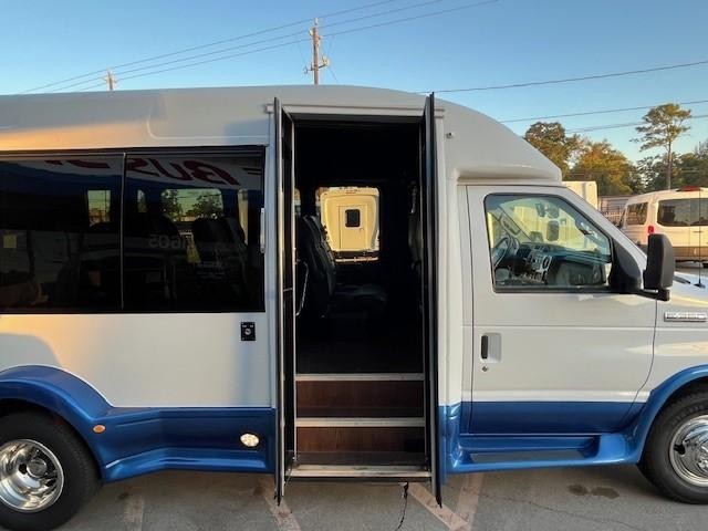 Turtle Top Vanterra Vehicle Image 12