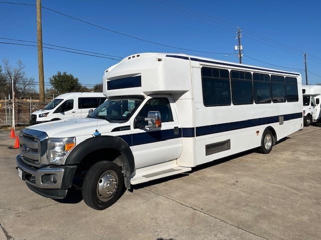 Champion Defender Vehicle Image 04