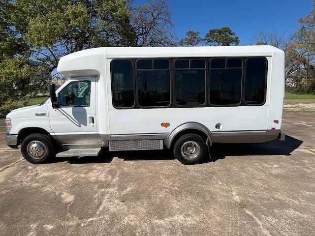 Eldorado Aerolite Vehicle Image 05