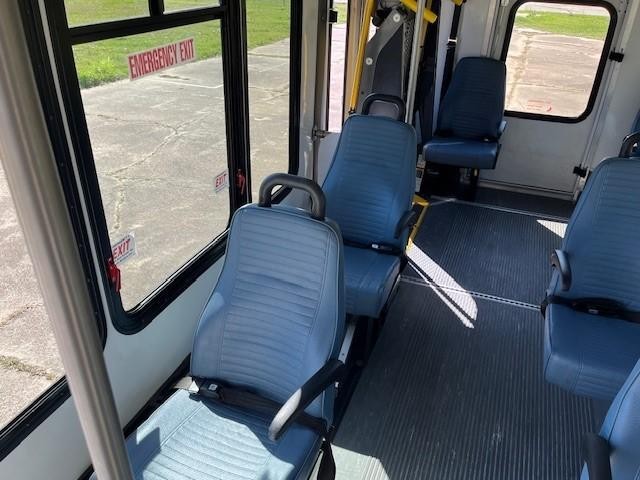 Eldorado Aerolite Vehicle Image 14