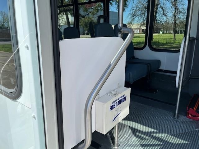 Eldorado Aerolite Vehicle Image 19