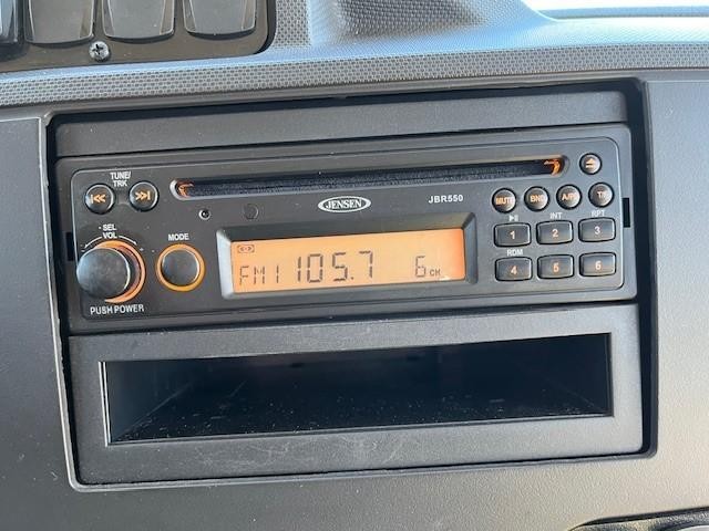 Eldorado Aerolite Vehicle Image 28