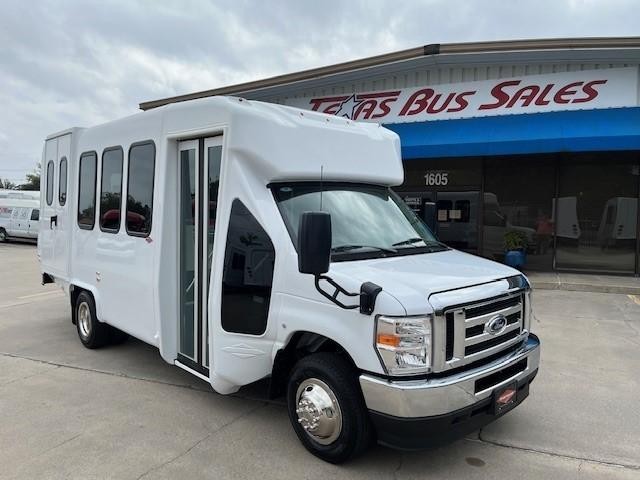 Diamond Coach vip 2200P/T Vehicle Image 03