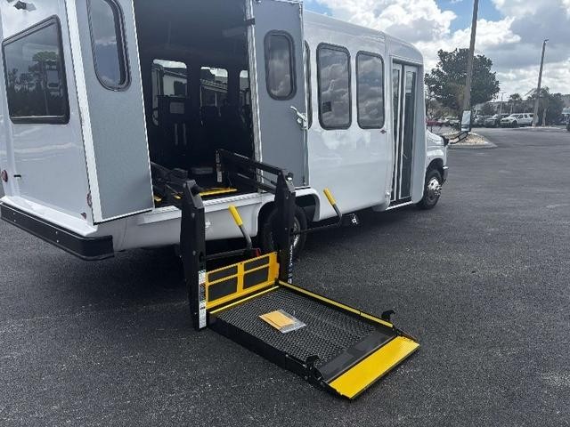 Diamond Coach vip 2200P/T Vehicle Image 10