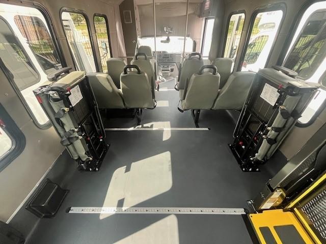 Diamond Coach vip 2200P/T Vehicle Image 14
