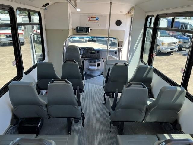 Worldtrans 220 P/T Vehicle Image 11