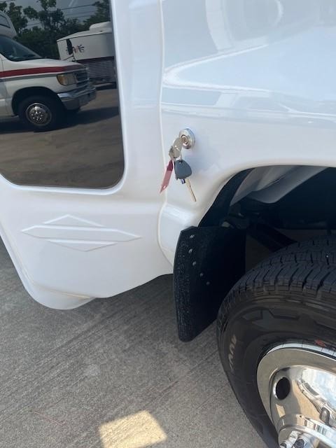 Diamond Coach VIP 2200PT Vehicle Image 22