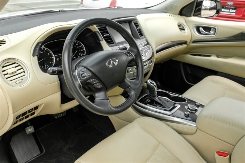 INFINITI QX60 Vehicle Full-screen Gallery Image 03