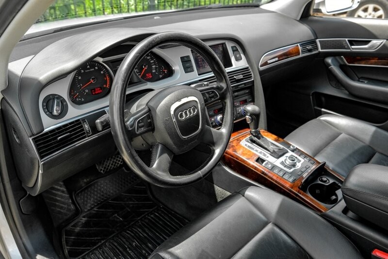Audi A6 Vehicle Full-screen Gallery Image 03