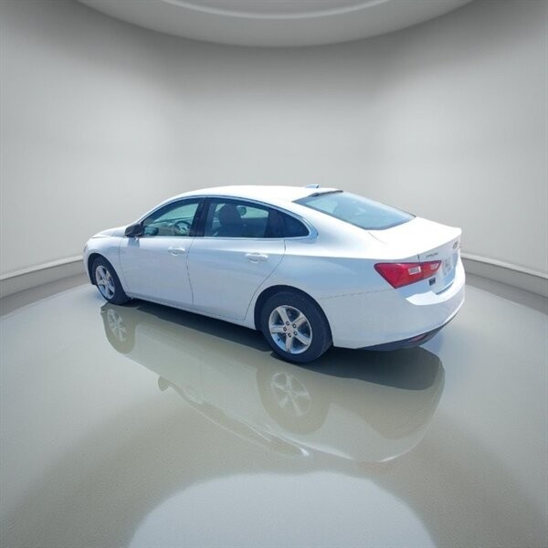 more details - chevrolet malibu