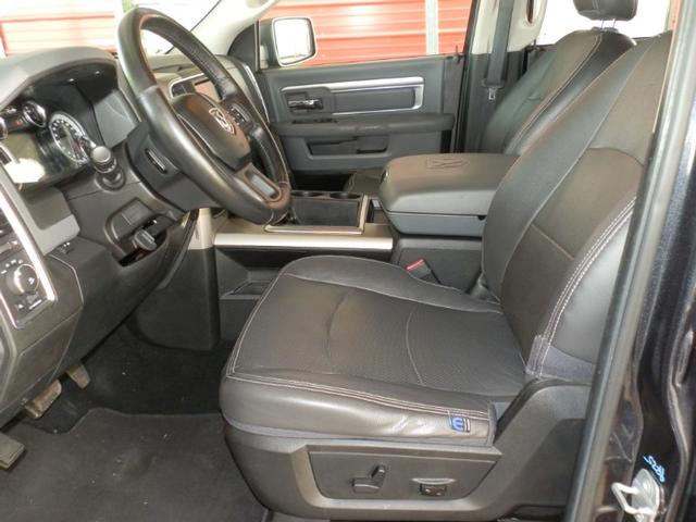 Ram 1500 Vehicle Full-screen Gallery Image 13