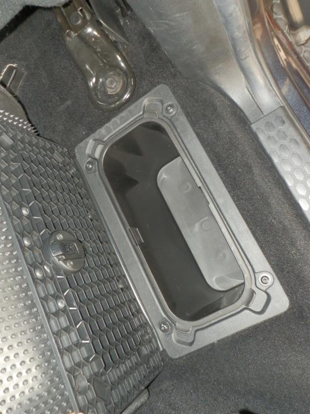 Ram 1500 Vehicle Full-screen Gallery Image 20