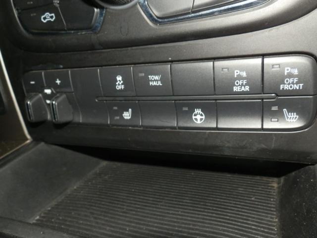 Ram 1500 Vehicle Full-screen Gallery Image 33