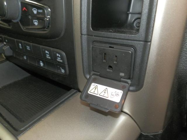 Ram 1500 Vehicle Full-screen Gallery Image 45