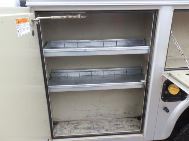 Ford Super Duty F-250 SRW Vehicle Full-screen Gallery Image 10