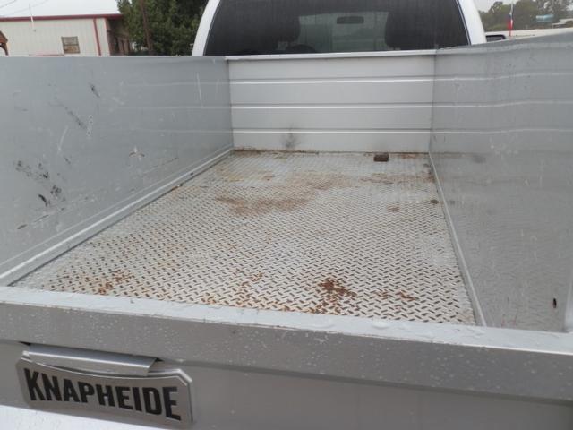 Ford Super Duty F-250 SRW Vehicle Full-screen Gallery Image 16