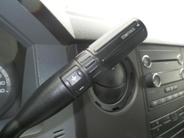 Ford Super Duty F-250 SRW Vehicle Full-screen Gallery Image 28