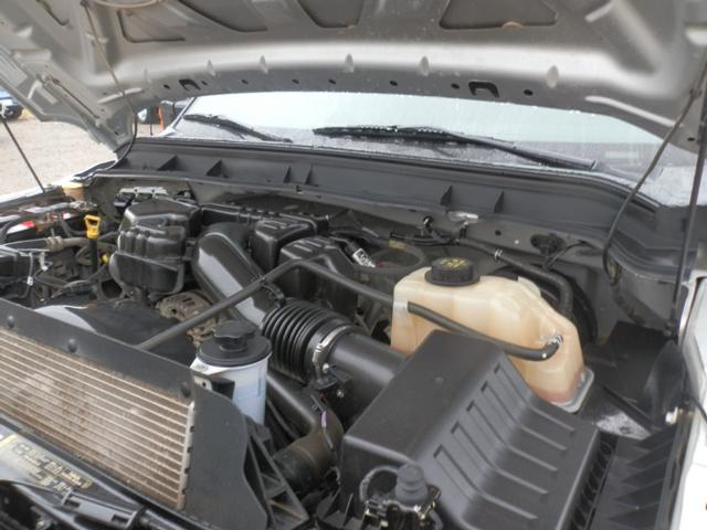 Ford Super Duty F-250 SRW Vehicle Full-screen Gallery Image 38