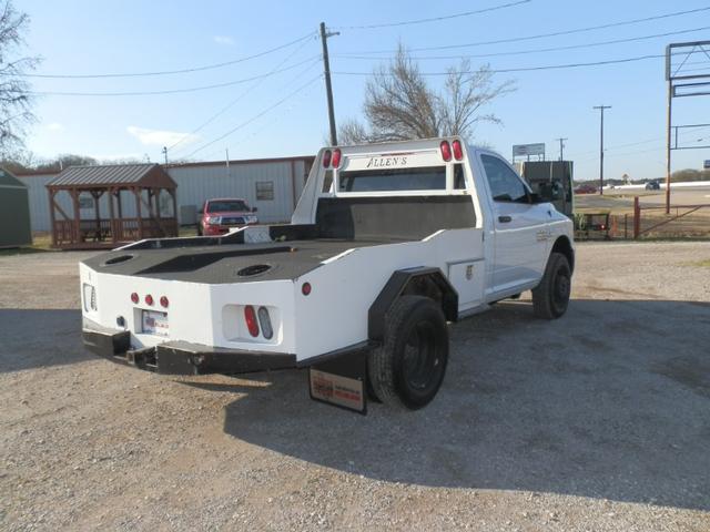 Ram 3500 Vehicle Full-screen Gallery Image 02