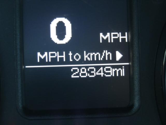 Ram 3500 Vehicle Full-screen Gallery Image 12