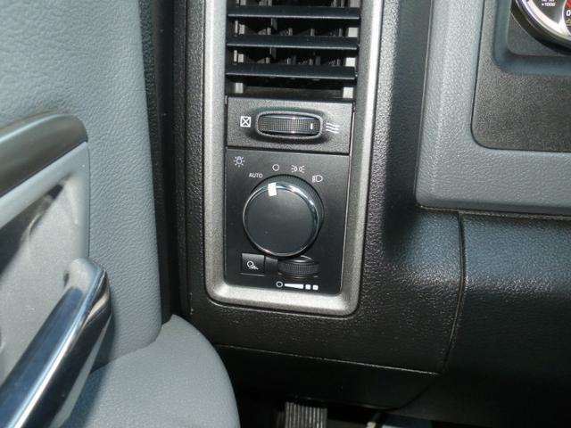 Ram 3500 Vehicle Full-screen Gallery Image 41