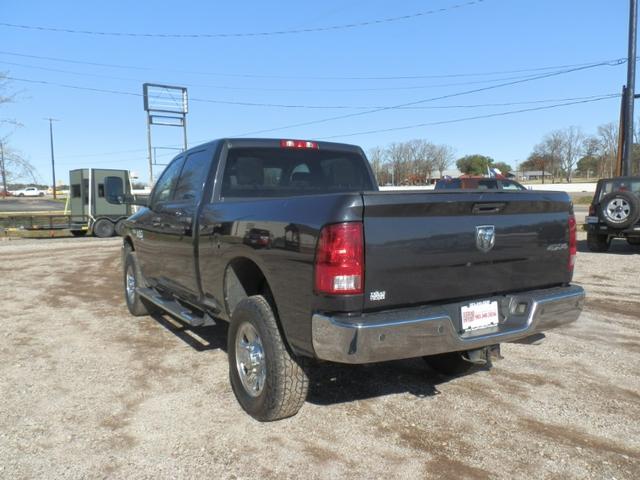 Ram 2500 Vehicle Full-screen Gallery Image 02