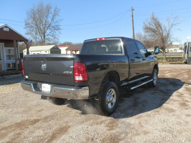 Ram 2500 Vehicle Full-screen Gallery Image 04