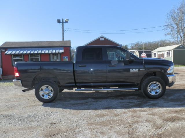 Ram 2500 Vehicle Full-screen Gallery Image 06