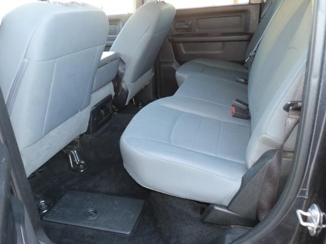 Ram 2500 Vehicle Full-screen Gallery Image 10