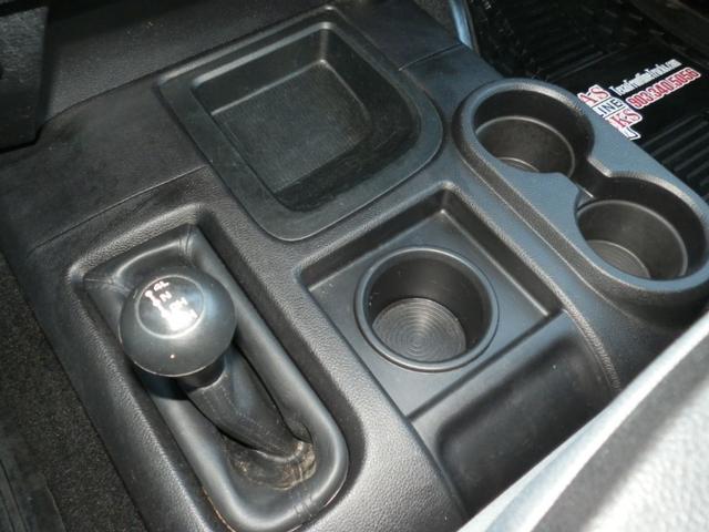 Ram 2500 Vehicle Full-screen Gallery Image 22