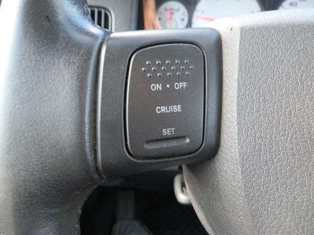 Dodge Ram 3500 Vehicle Full-screen Gallery Image 16