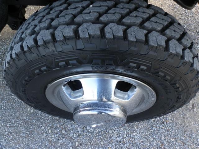 Dodge Ram 3500 Vehicle Full-screen Gallery Image 25