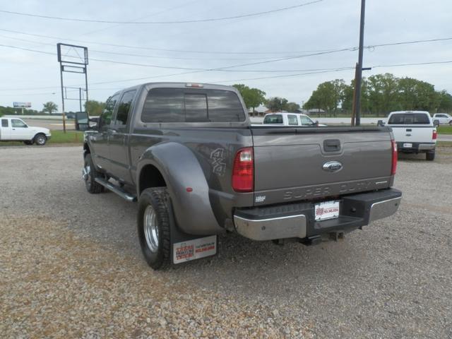 Ford Super Duty F-350 Vehicle Full-screen Gallery Image 02