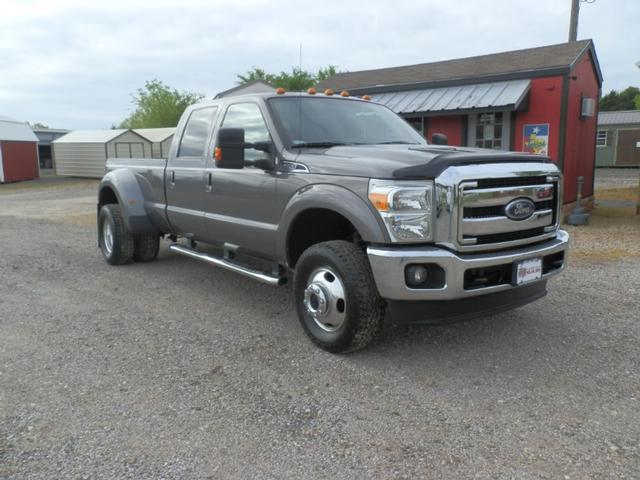 Ford Super Duty F-350 Vehicle Full-screen Gallery Image 03