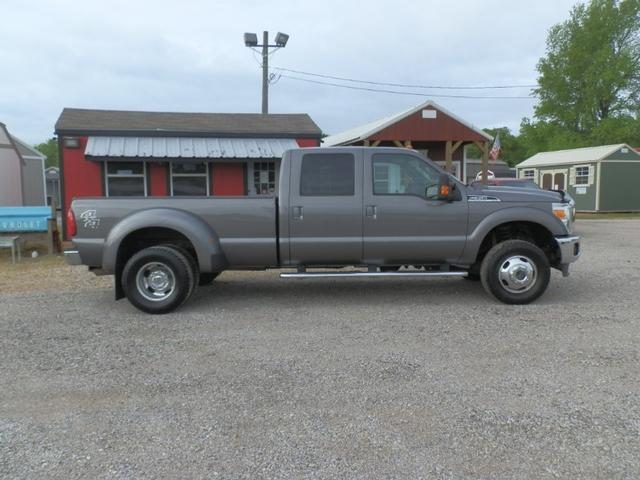 Ford Super Duty F-350 Vehicle Full-screen Gallery Image 06