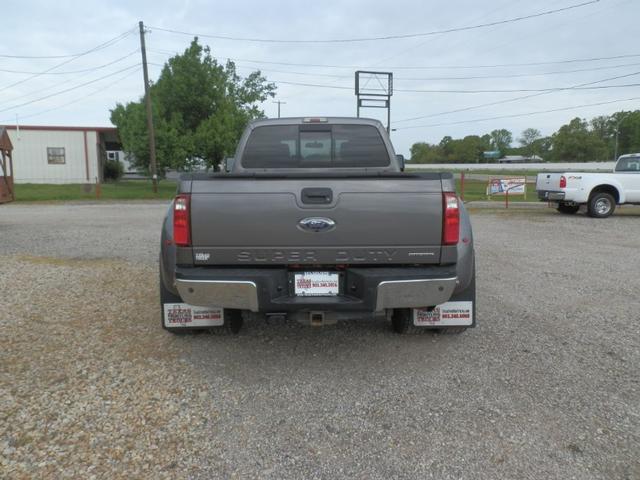 Ford Super Duty F-350 Vehicle Full-screen Gallery Image 08