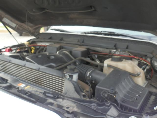 Ford Super Duty F-350 Vehicle Full-screen Gallery Image 44